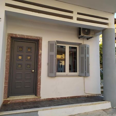 Sunday Apartment Chania 2B Chrissi Akti Chania Exterior foto